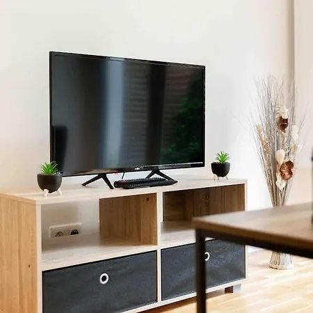 Moderne, Metro 7, Parking Et Jardin Appartement Villejuif